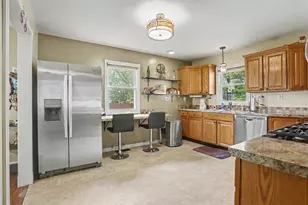900 Jefferson St, Three Rivers, MI 49093 - Photo 5