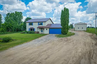 8565 S Cornwell Avenue, Clare, MI 48617 - Photo 7