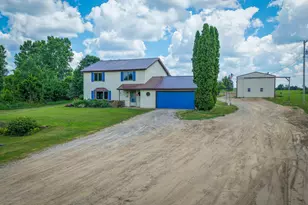 8565 S Cornwell Ave, Clare, MI 48617 - Photo 7