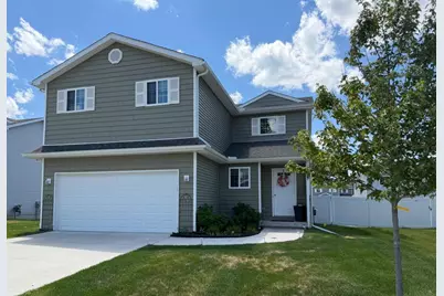 3963 Lotus Landing Circle, Waterford, MI 48329 - Photo 1