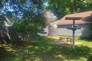 75-77 Woolnough Ave, Battle Creek, MI 49015 - Photo 7