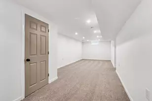 321 Snow Ave, Battle Creek, MI 49037 - Photo 11
