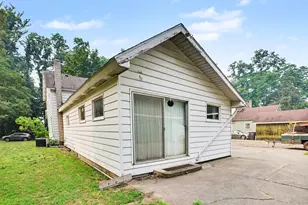 236 Cora St, Allegan, MI 49010 - Photo 27
