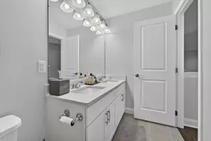 3062 N Spurway Dr, Ann Arbor, MI 48105 - Photo 33