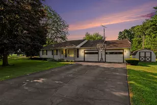 1025 Clausen Ave, Three Rivers, MI 49093 - Photo 1