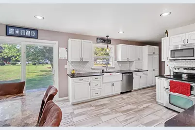 1025 Clausen Avenue, Three Rivers, MI 49093 - Photo 7