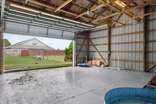 3650 Hogback Rd, Fowlerville, MI 48836 - Photo 21