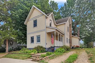 42 E Waterloo St NW, Casnovia, MI 49318 - Photo 3