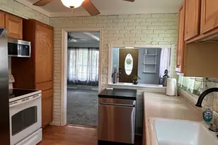 15111 Cameron St, Southgate, MI 48195 - Photo 21