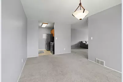 1225 S Maple Road #307, Ann Arbor, MI 48103 - Photo 5