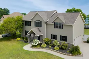 2053 Joni Ln, Stevensville, MI 49127 - Photo 3