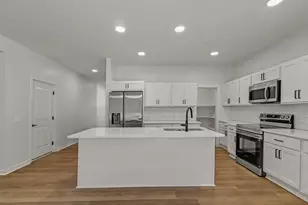 1480 W Valley, Lansing, MI 48906 - Photo 3