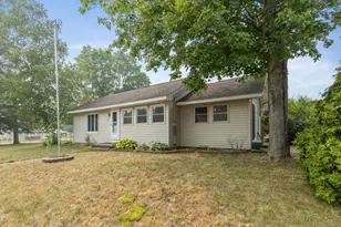 156 Stearns St, Barryton, MI 49305 - Photo 3