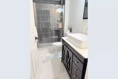 29757 Farmbrook Villa Lane, Southfield, MI 48034 - Photo 25