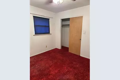 1060 Indiana Avenue, Benton Harbor, MI 49022 - Photo 9