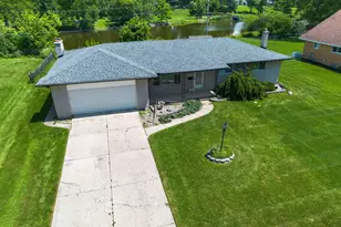 175 Clinton River Dr, Mount Clemens, MI 48043 - Photo 3