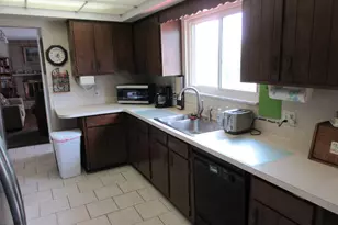 175 Clinton River Dr, Mount Clemens, MI 48043 - Photo 7
