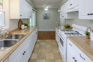 22977 Grandeur Ave, Mattawan, MI 49071 - Photo 3