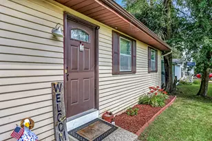 338 N Jefferson St, Zeeland, MI 49464 - Photo 5