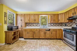 7758 Forest St, Dexter, MI 48130 - Photo 15
