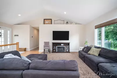 3101 Woodlily Street SW, Wyoming, MI 49418 - Photo 9