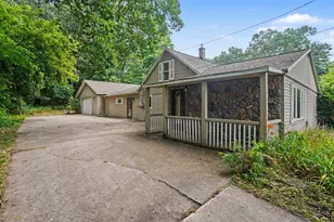 860 E Norton Ave, Muskegon, MI 49444 - Photo 3