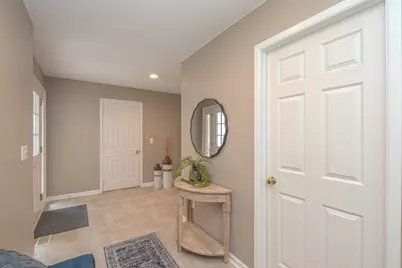 1885 Christy Court, Rochester, MI 48309 - Photo 9