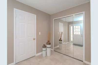 1885 Christy Court, Rochester, MI 48309 - Photo 7