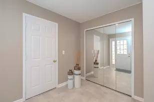 1885 Christy Ct, Rochester, MI 48309 - Photo 7