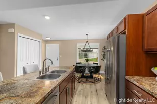 656 Wren Ct, Middleville, MI 49333 - Photo 9