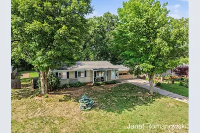 11141 Woodbushe Drive SE, Lowell, MI 49331 - Photo 19