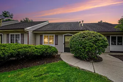 4239 SE Eastcastle Court SE, Grand Rapids, MI 49508 - Photo 3