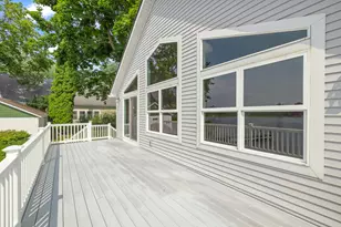 6730 Grand Beach Dr, Brighton, MI 48114 - Photo 9