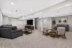 3911 Fox Crossing Dr, Saint Joseph, MI 49085 - Photo 29