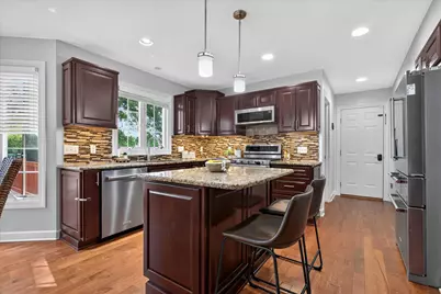 3911 Fox Crossing Drive, Saint Joseph, MI 49085 - Photo 9