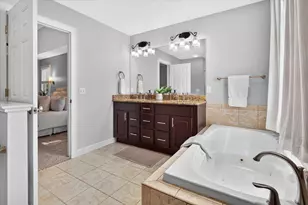 3911 Fox Crossing Dr, Saint Joseph, MI 49085 - Photo 21