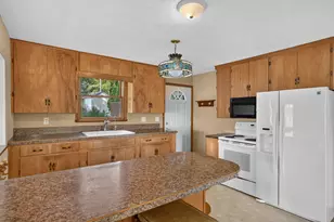 6695 Paradise Park Dr, Saranac, MI 48881 - Photo 15