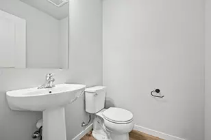 8807 Cowley Ct, Richland, MI 49083 - Photo 7