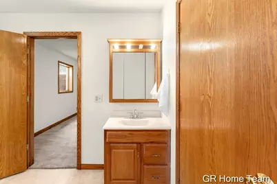 4542 Terry Drive SE, Kentwood, MI 49512 - Photo 55