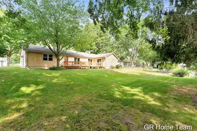 4542 Terry Drive SE, Kentwood, MI 49512 - Photo 7