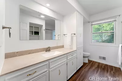 4542 Terry Drive SE, Kentwood, MI 49512 - Photo 37