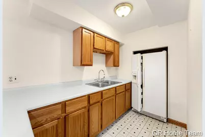 4542 Terry Drive SE, Kentwood, MI 49512 - Photo 45