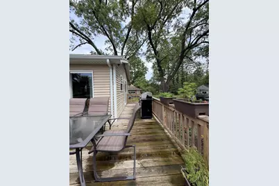 401 W Miller Road, Lansing, MI 48911 - Photo 3