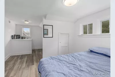 3846 Byron Center Avenue SW, Wyoming, MI 49519 - Photo 17