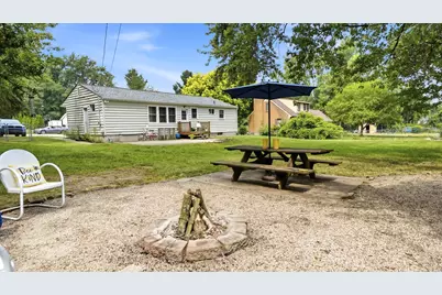 1040 Kirk Drive SE, Grand Rapids, MI 49546 - Photo 25