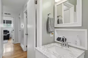 1040 Kirk Dr SE, Grand Rapids, MI 49546 - Photo 15