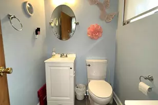 426 Eloise Dr, Benton Harbor, MI 49022 - Photo 25