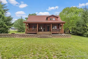 2618 N Mundy Ave, White Cloud, MI 49349 - Photo 3