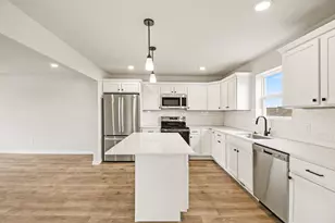 1096 Vertex Cir, Kalamazoo, MI 49009 - Photo 5