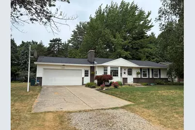 7105 Southwood Drive, Jenison, MI 49428 - Photo 3